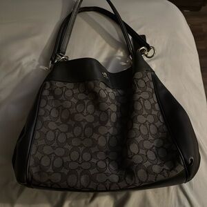 Coach bag Cs, black, 2 straps and 3 pockets